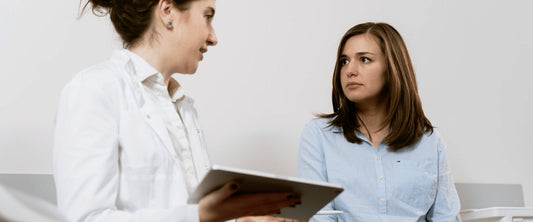 9 sintomas que podem ser câncer do colo do útero que você deve ficar atenta